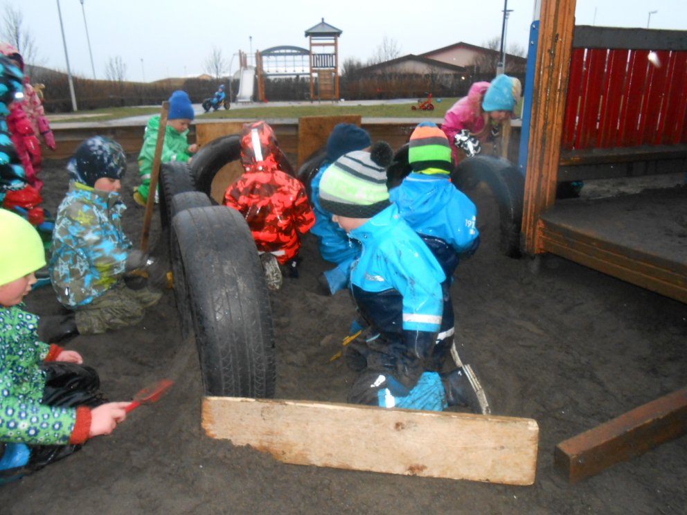 Samvinnuverkefni í sandkassanum