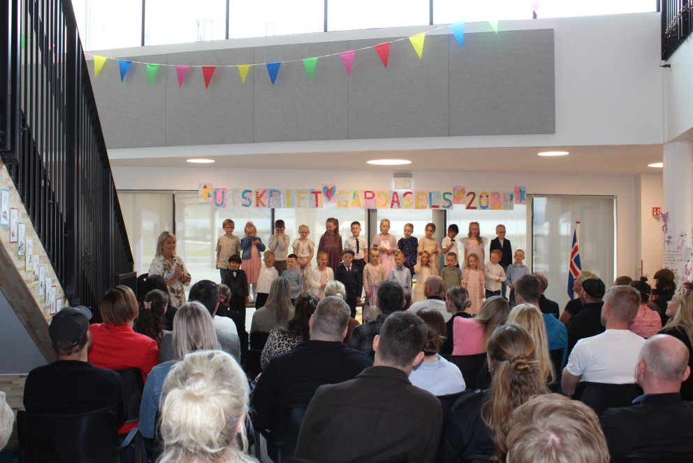 Útskrift elstu barnanna