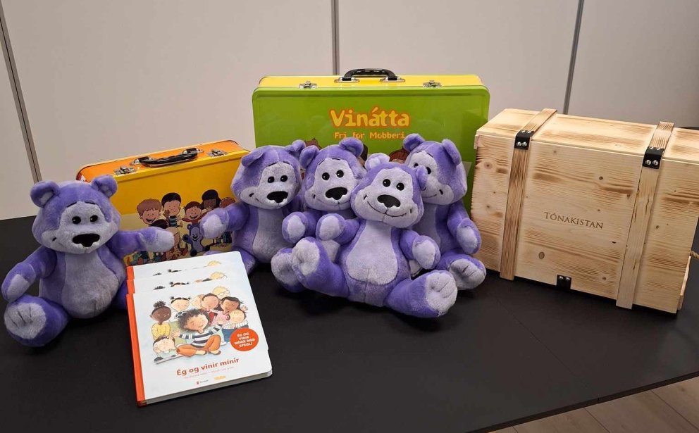 Gjöf frá foreldrafélagi Garðasels.