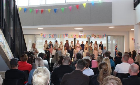 Útskrift elstu barnanna